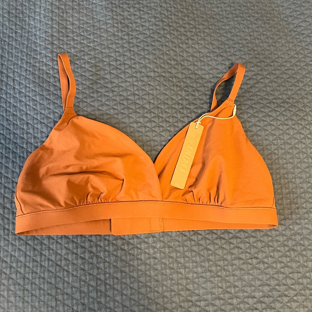 SKIMS Fits Everybody Crossover Bralette
